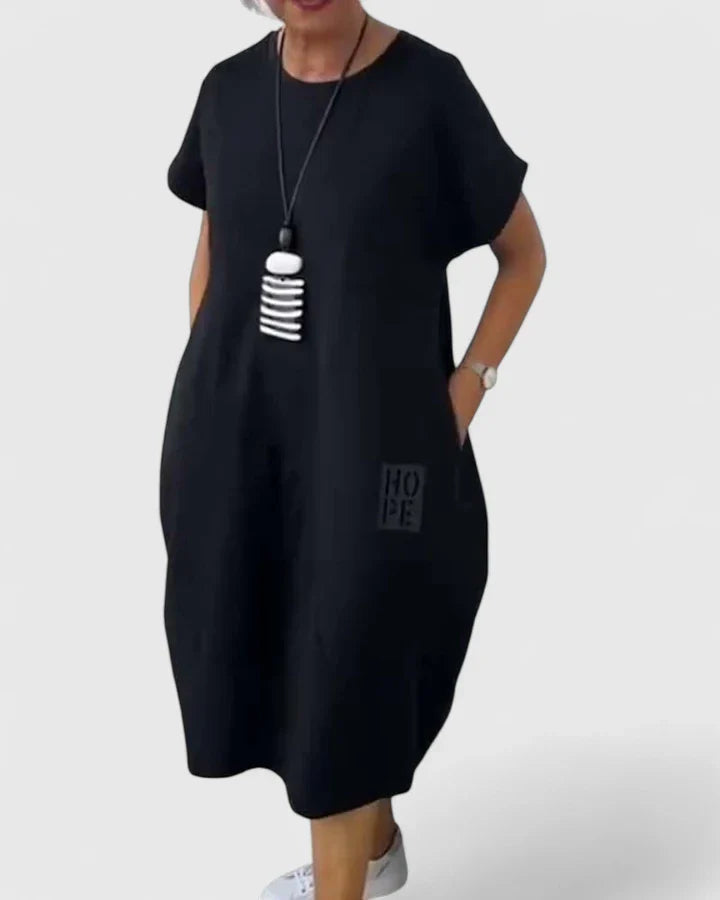 Thalyssiah | Cozy Midi Dress
