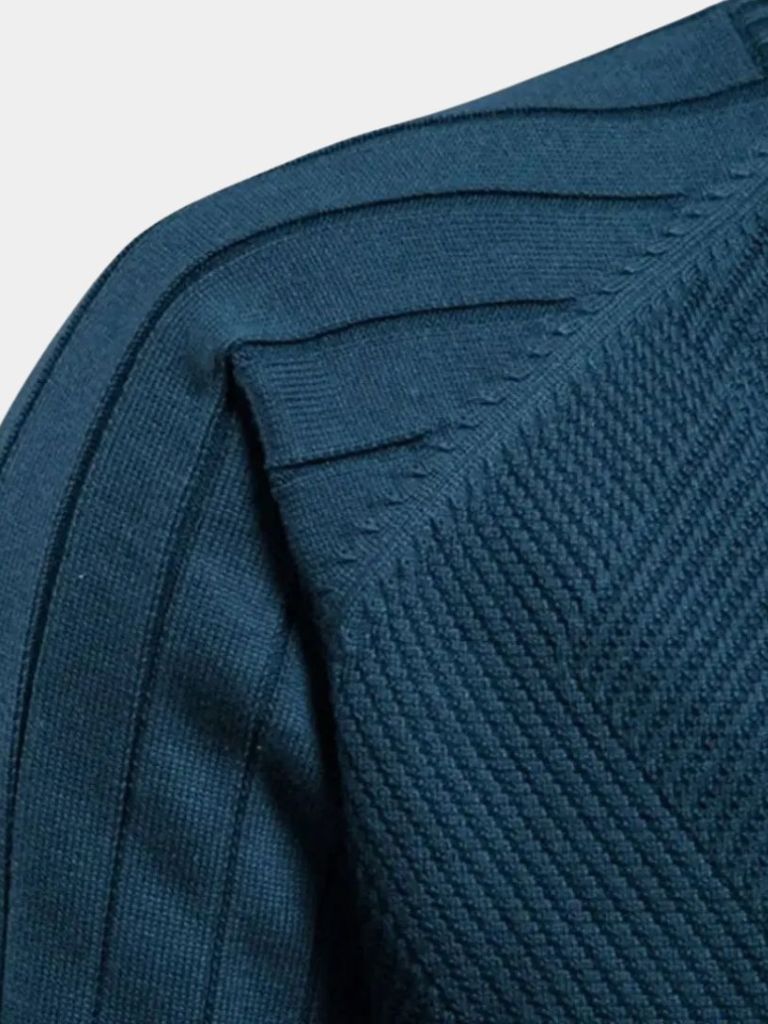 Simple Jacquard Zip Sweater - Leviana