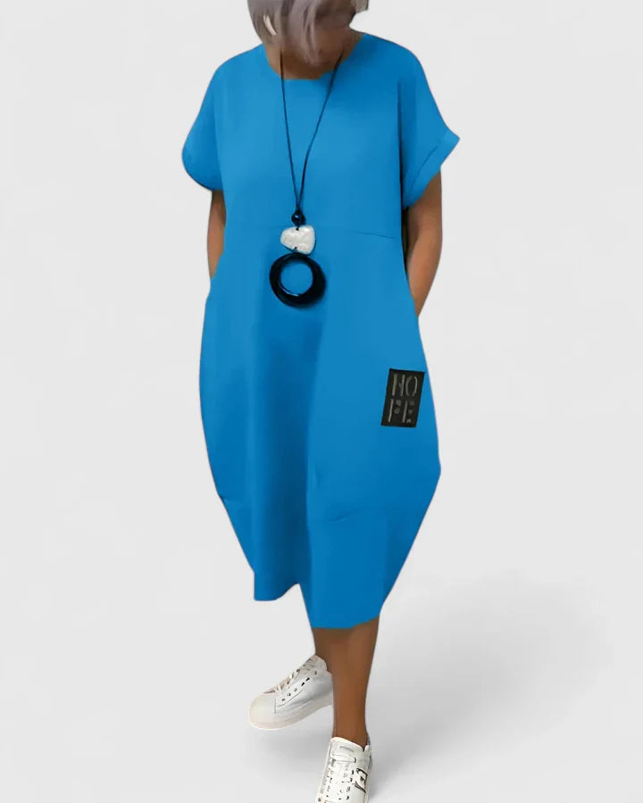 Thalyssiah | Cozy Midi Dress