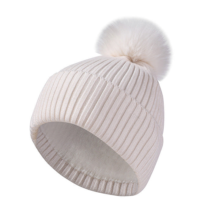 Classic Winter Beanie — Soft Warmth, Timeless Style
