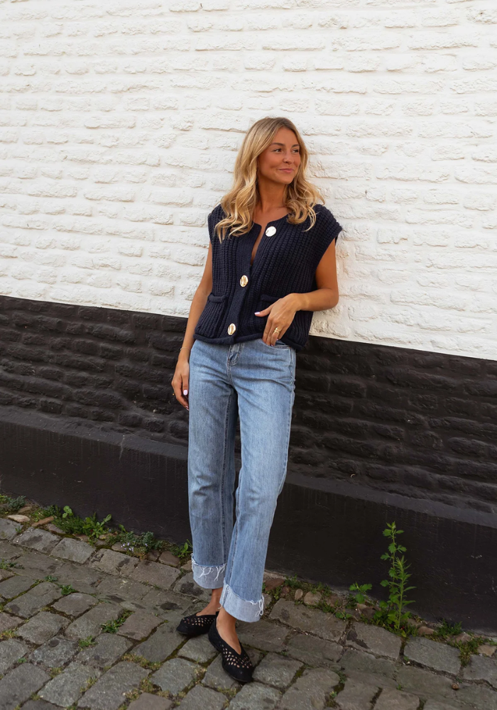 FENJA | LE GILET EN TRICOT CHIC POUR SUPERPOSITION