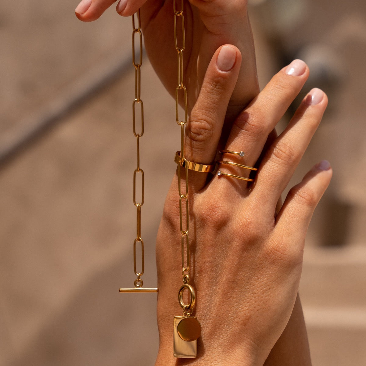 Rectangular Clasp Gold Necklace