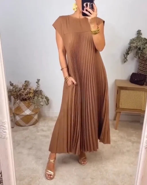 Leviana | Robe Maxi Plissée