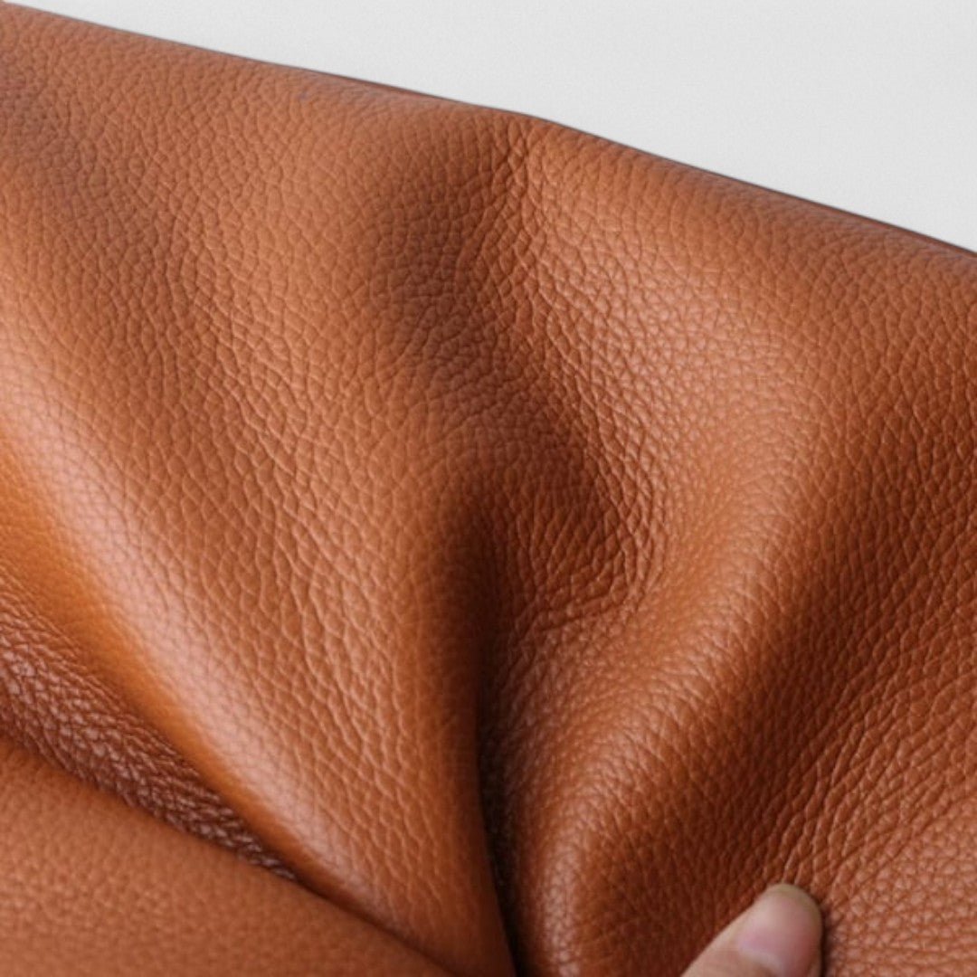 FERA - CLASSIC AND SOPHISTICATED SHOULDER BAG
