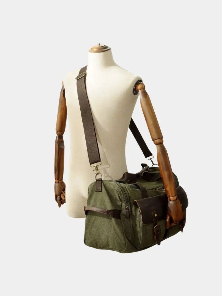 Leviana Highland Expedition Travel Bag