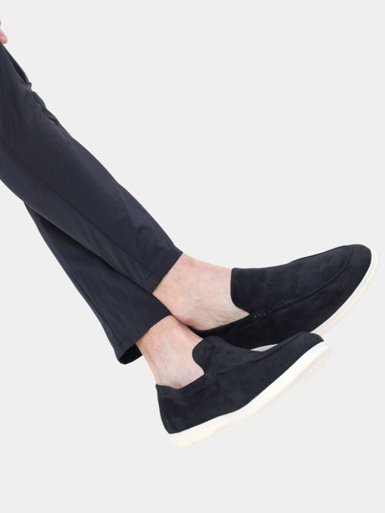 Leviana Black Linen Ensemble