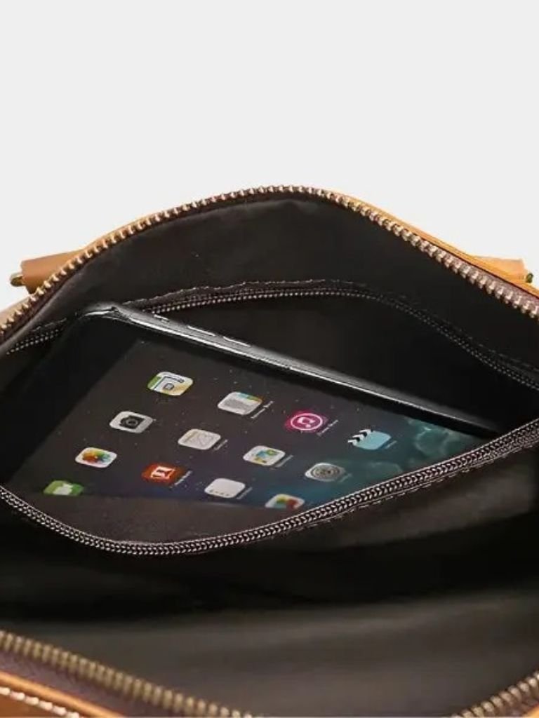 Leviana Rome Travel Bag