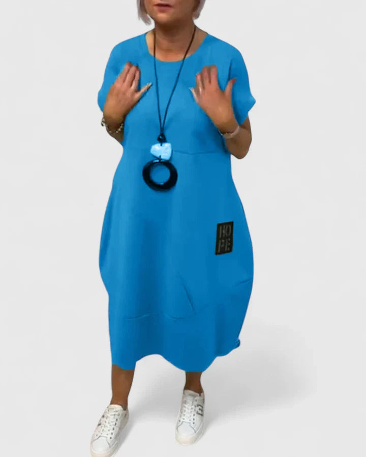 Thalyssiah | Cozy Midi Dress