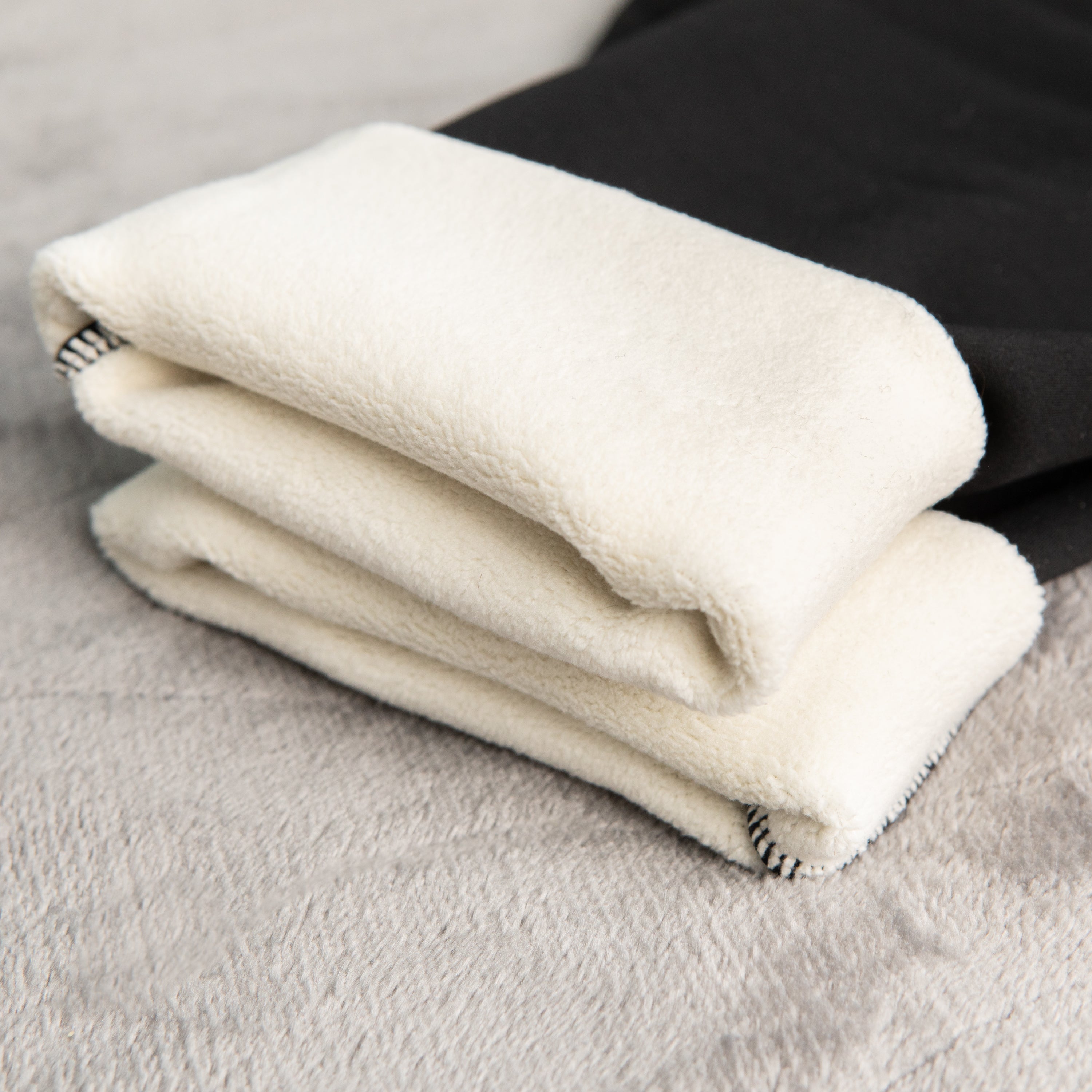 Leviana Cocoon™ – The ultra-soft and opaque women's fleece leggings