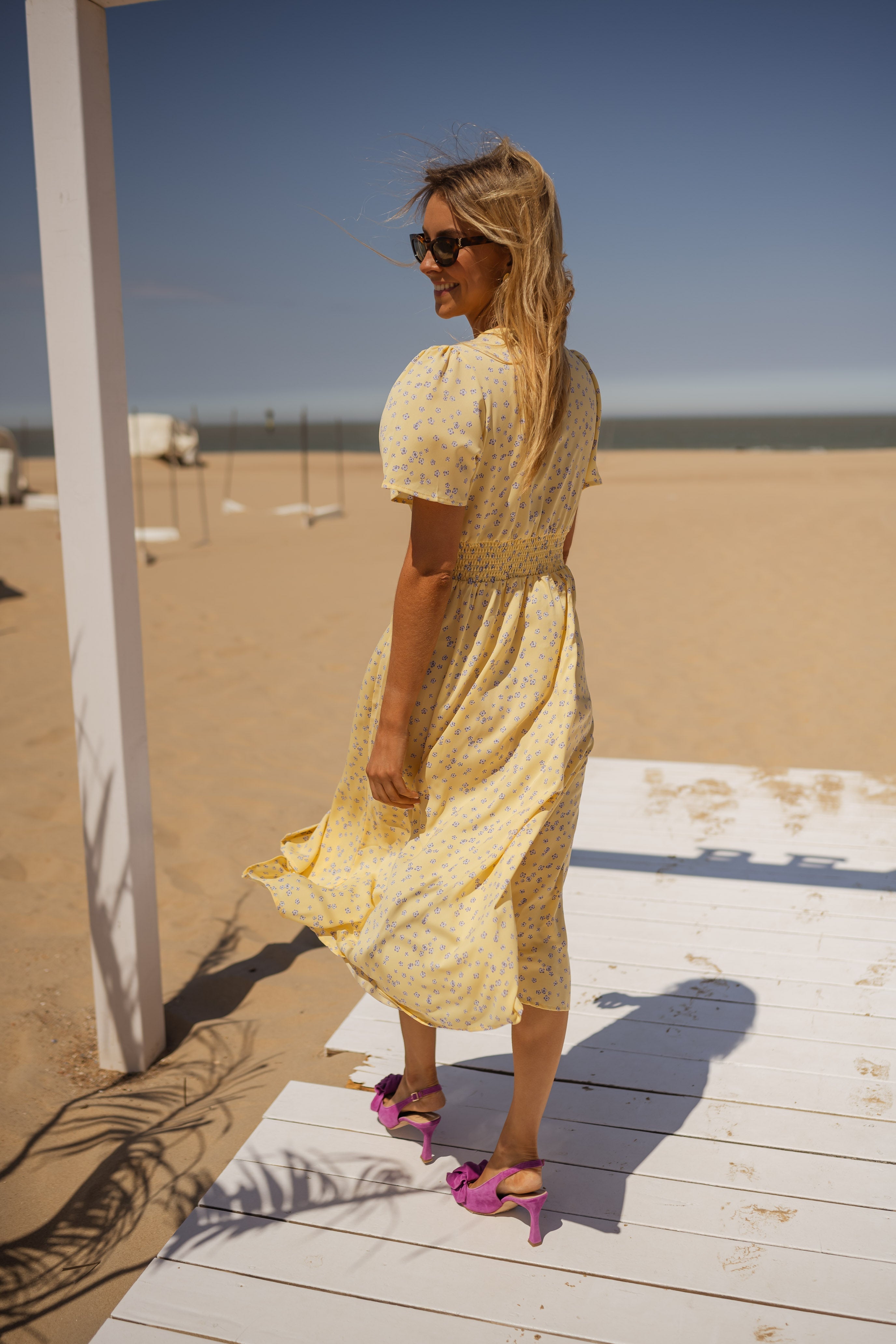 Diana | La Robe Midi d'Été à Fleurs