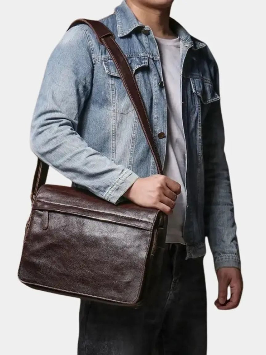 Leviana Timeless Leather Messenger Bag