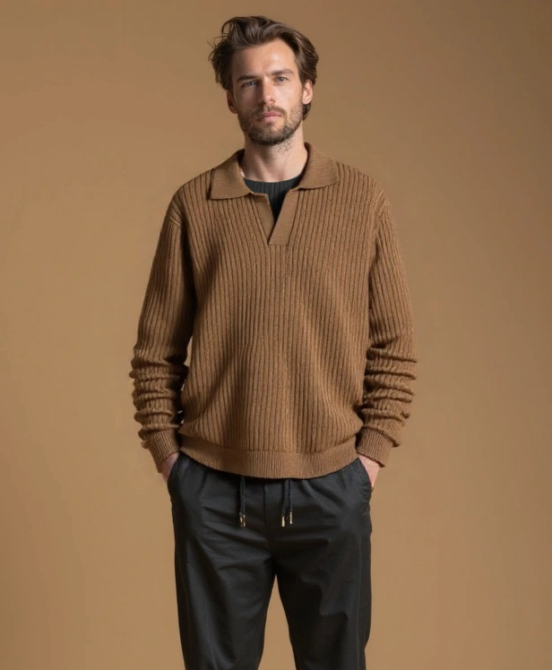 Polyester Sweater with V-Neck - Leviana
