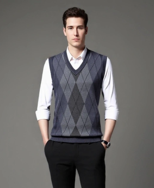 Basic Academic Sweater - Leviana