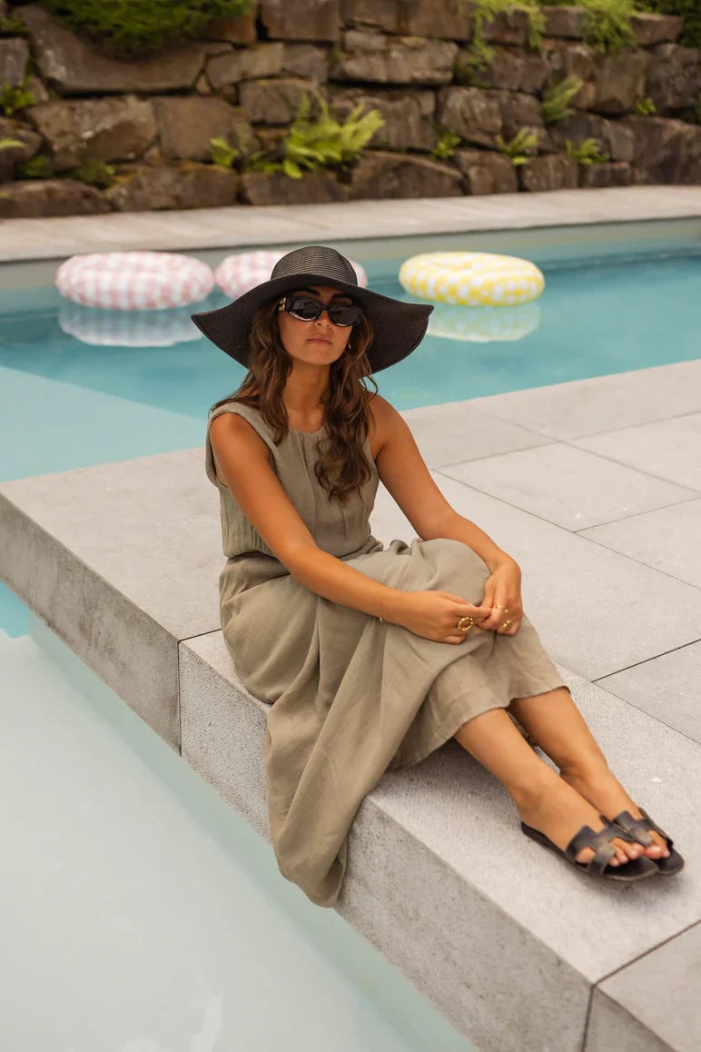 Sarah | La robe d'été en kaki élégant